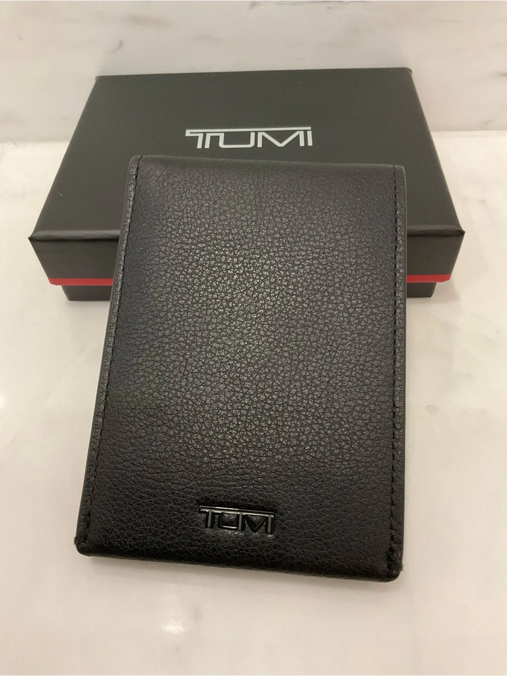 NEW Tumi Nassau Slim Single Billfold Wallet - 100% BLACK TEXTURED LEATHER